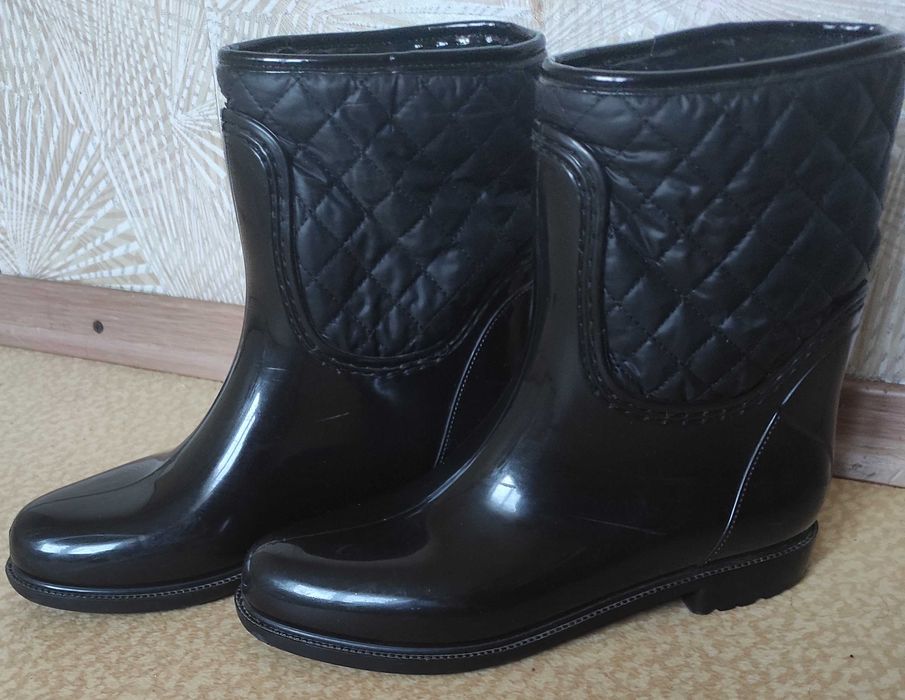 Чоботи ризові жіночі 39