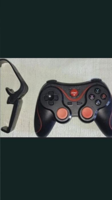 Gamepad usado em bom estado geral