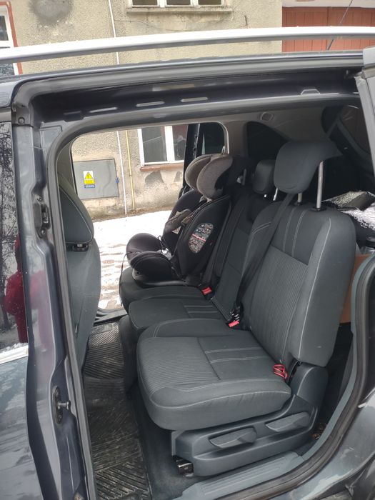 Sprzedam lub zamienię Forda grand c-max w 2010 roku