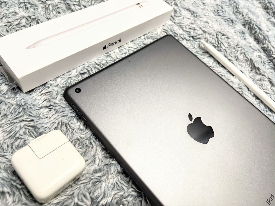 IPad 7 (128 gb) wi-fi, отличное состояние + стекло! A2197