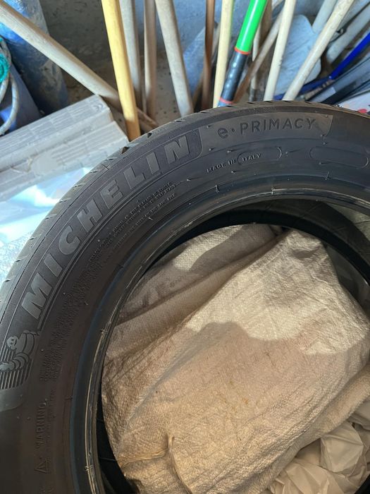 Шина одиночка запаска Нова Kumho  Citi Venture 235/60r18