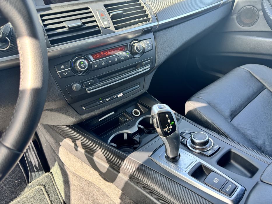 Sprzedam BMW X5 2012