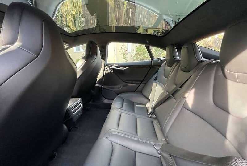Tesla Model S 2018