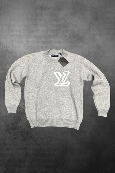Szary sweter Louis Vuitton
