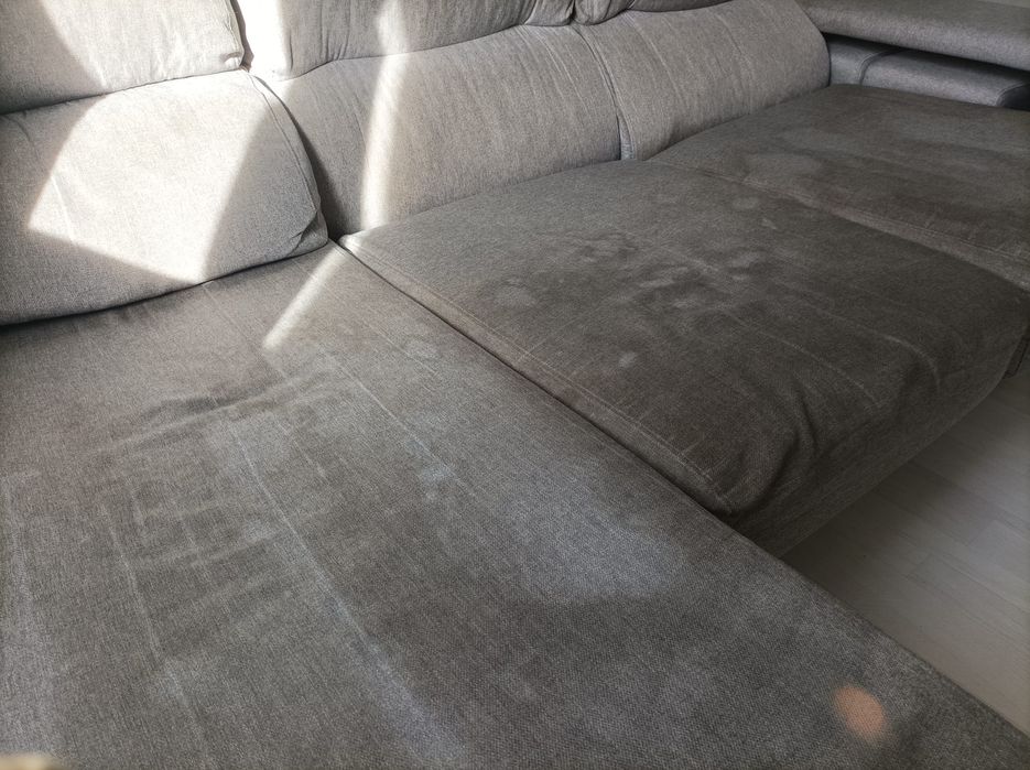 Sofá 3 lugares com chaise longue com arrumação