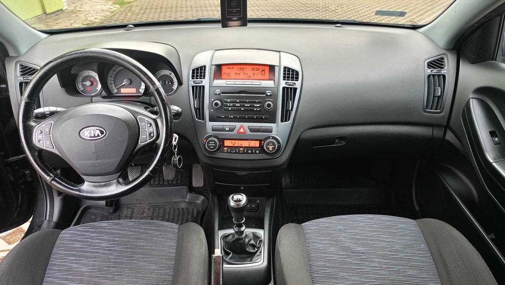 Kia ceed  rocznik 2008