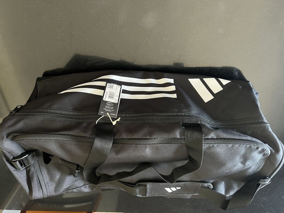 Saco desportivo Adidas novo com etiqueta