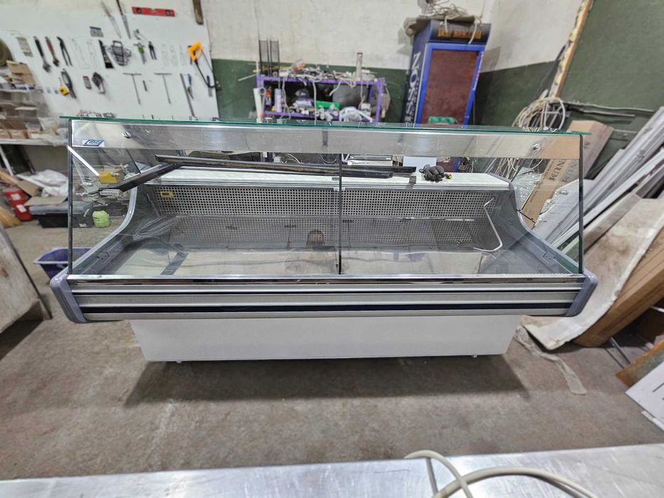 Холодильная витрина вітрина холодильное оборудование ТехноХолод Cold