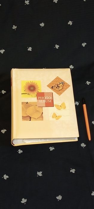 Фотоальбом для 200 фото  и открыток.  ( Германия ).