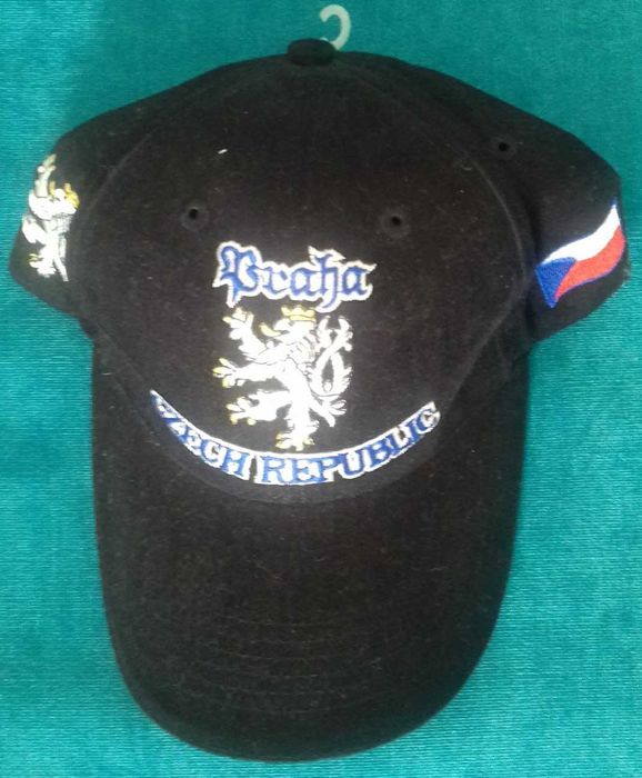 Bonés novos, de coleção