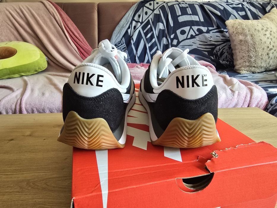 Buty Nike Pacific Idealne do szkoły żółta podeszwa