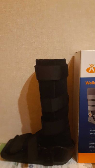 Жесткий ортез голеностопного сустава WALKER EST-087 Orliman