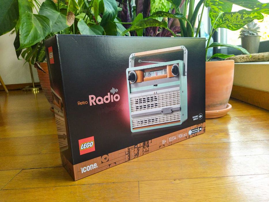 LEGO 10334 Retro Radio