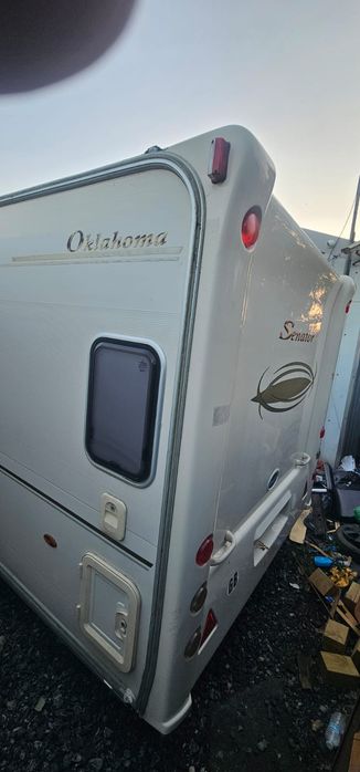 Caravana cama fixa