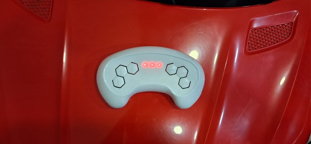 Дитячий Електромобіль