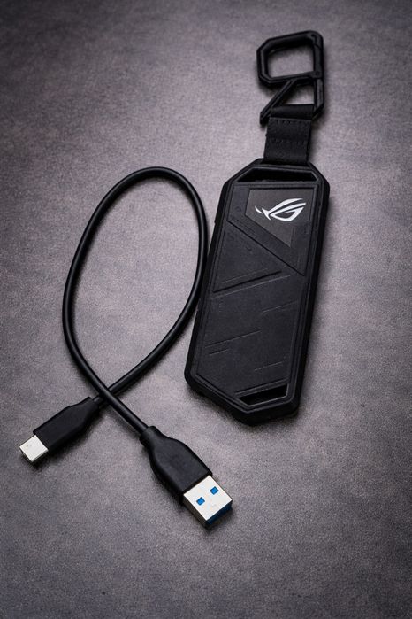 Зовнішня кишеня для ssd m2 Asus Rog Strix