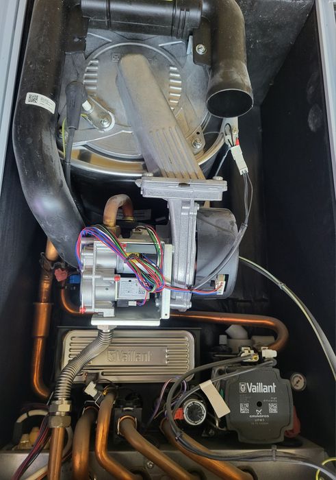 Vaillant ecoTEC pro - części, pompa, 18-40 KW