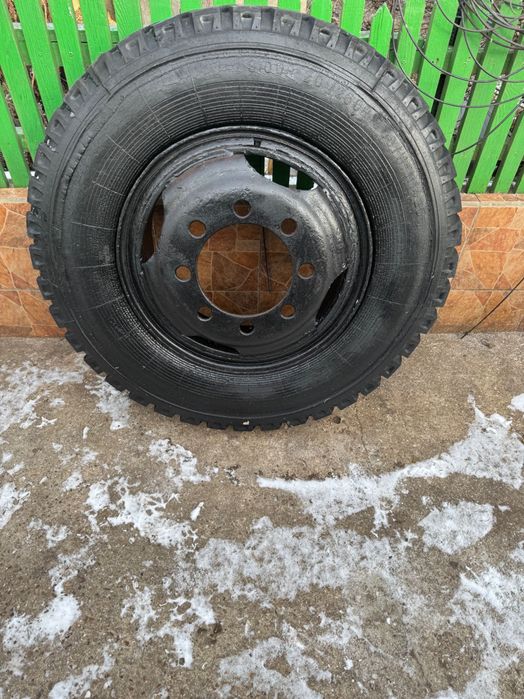 Продам колесо в сборе на ЗИЛ 130