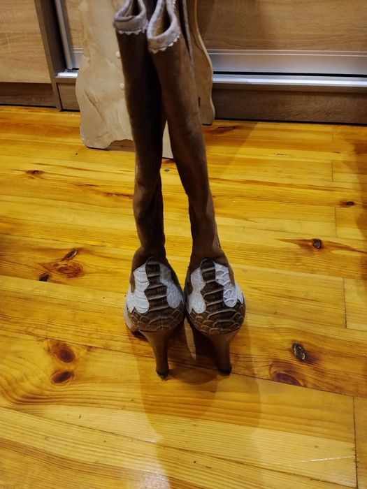 Женские сапожки размер 38