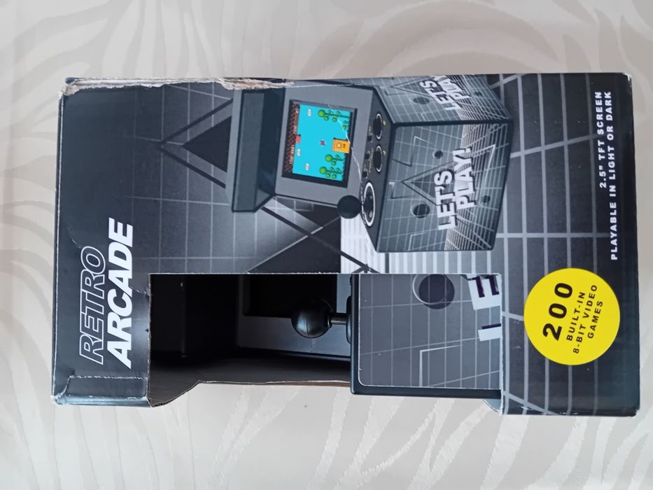 Retro konsola arcade 200 gier