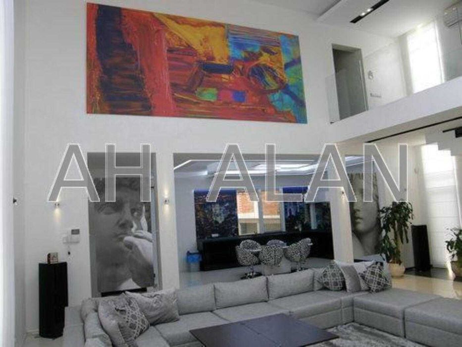 Продаж будинку 289 м2 на вул. Маршала – Гречка, Київ