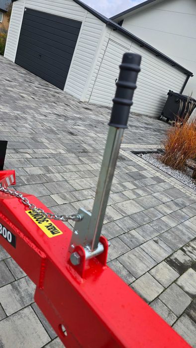 Nowy ładowacz na tył  do ciągnika C330 C360 itd – z łyżką lub widłami