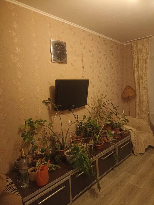 Продам двокімнатну квартиру