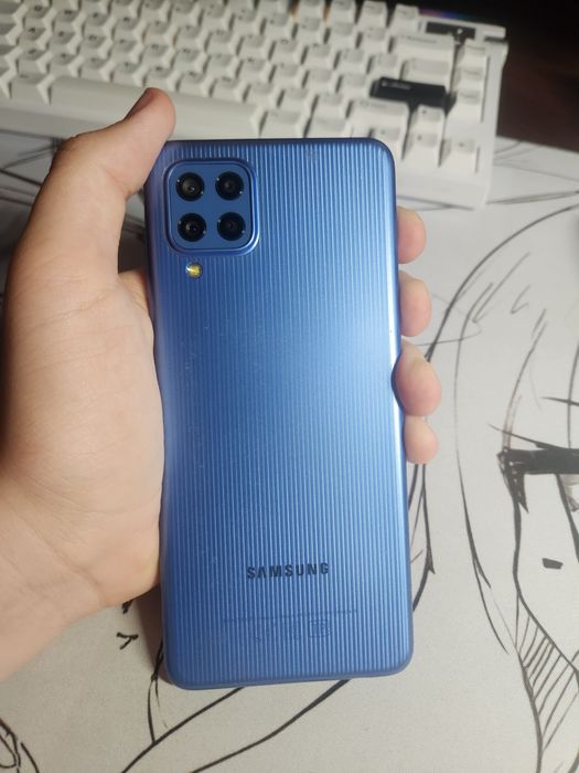 Samsung m22 в нормальному стані