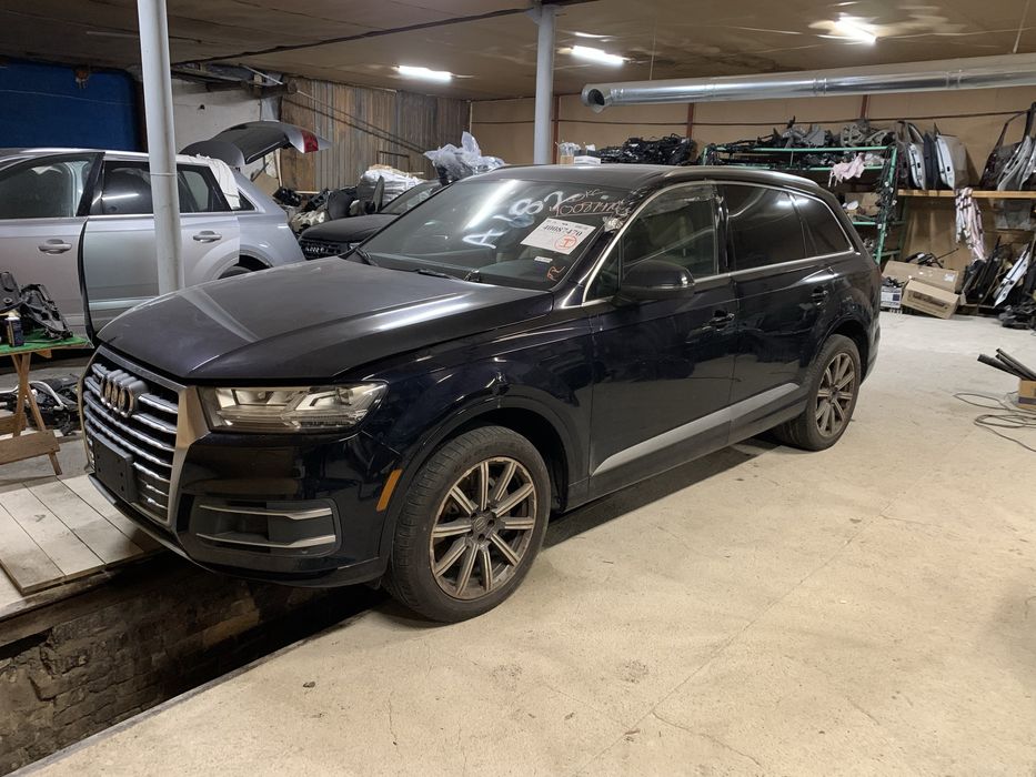 Розборка Шрот Audi Q3-83A Q5-80A Q7-4M C7/C5M Синя Разборка