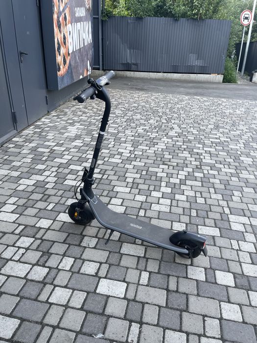 Електросамокат Segway Ninebot E2 II