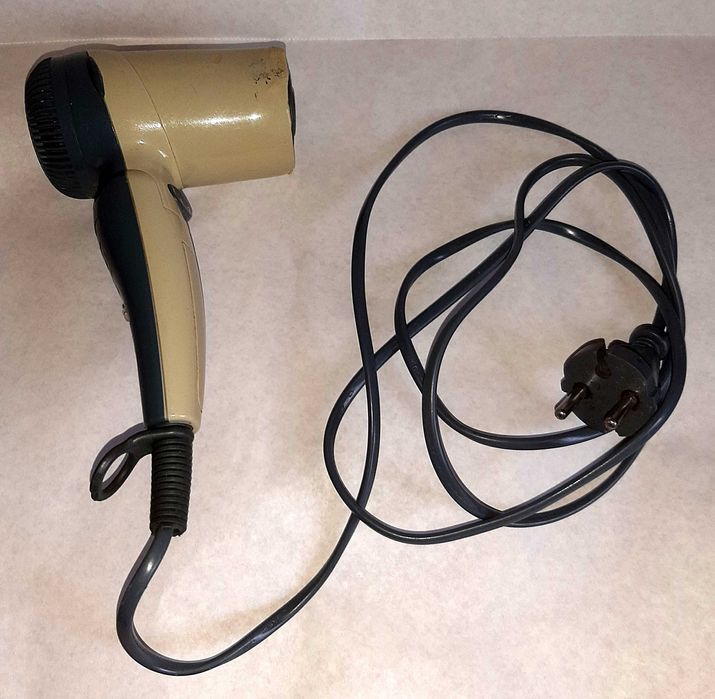 Продам Фен SIEMENS, компактный, складывающийся, дорожний, рабочий