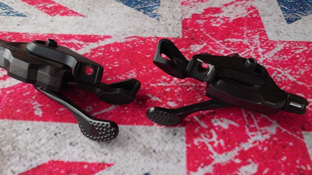 Манетки Shimano Deore XT SL-M8000 3-11 шв. I-spec B