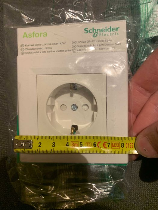 Schneider White Wall Sockets431979328397660164