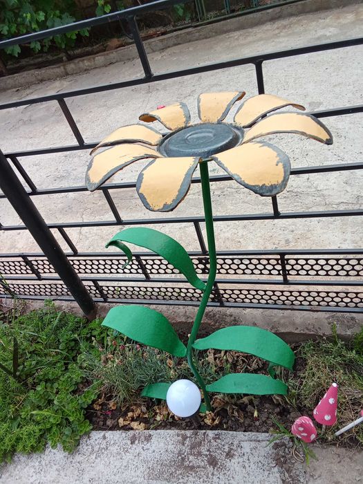 Садовый декор дерево,металл