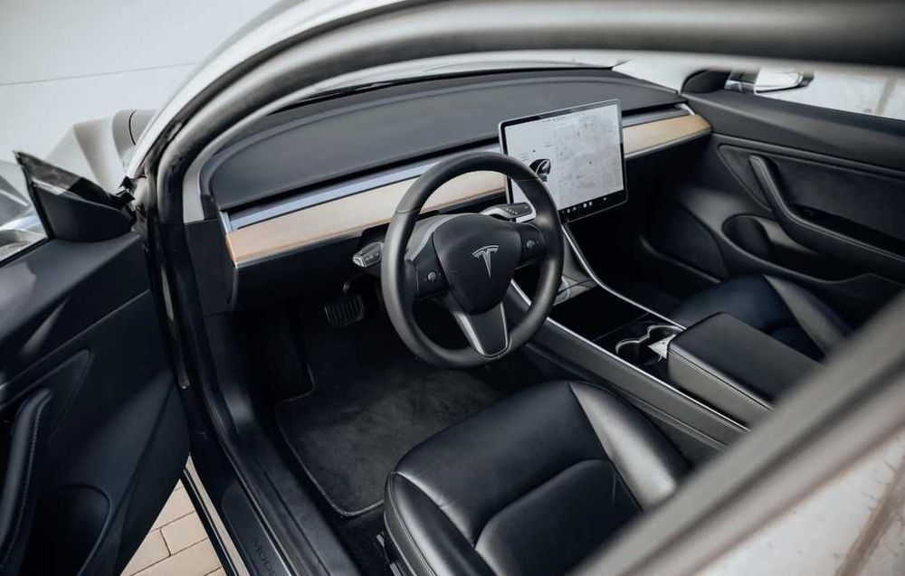 Tesla Model 3 Longe Range Dual Motor 2021