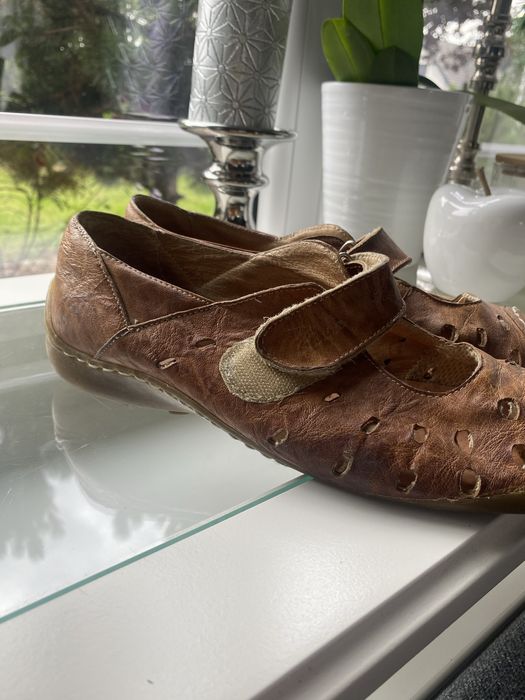 Brązowe sandały baleriny ze skóry rozmiar 39