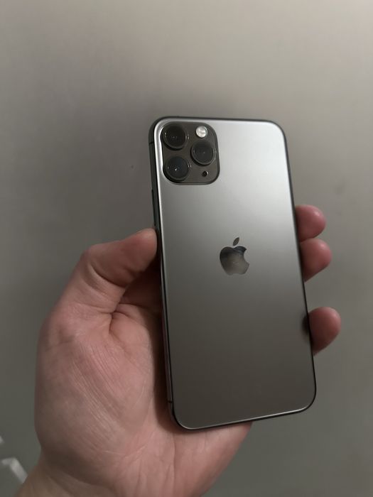 Iphone 11 pro 256 gb ідеальний стан