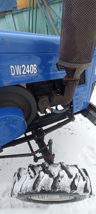 Мінітрактор DW 240B