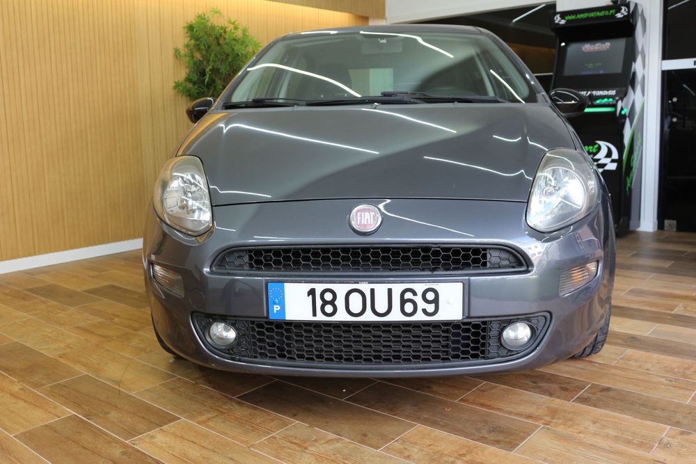 Fiat Punto Evo ver-1-3-m--jet-lounge-s-s