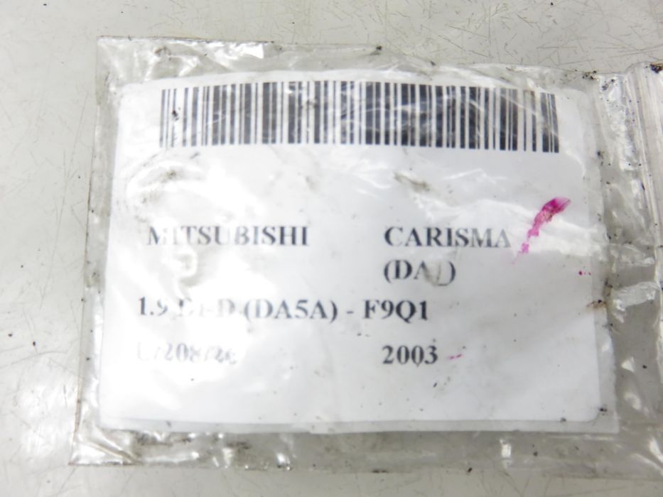 Wtryskiwacz Mitsubishi Carisma 1.9 Di-d