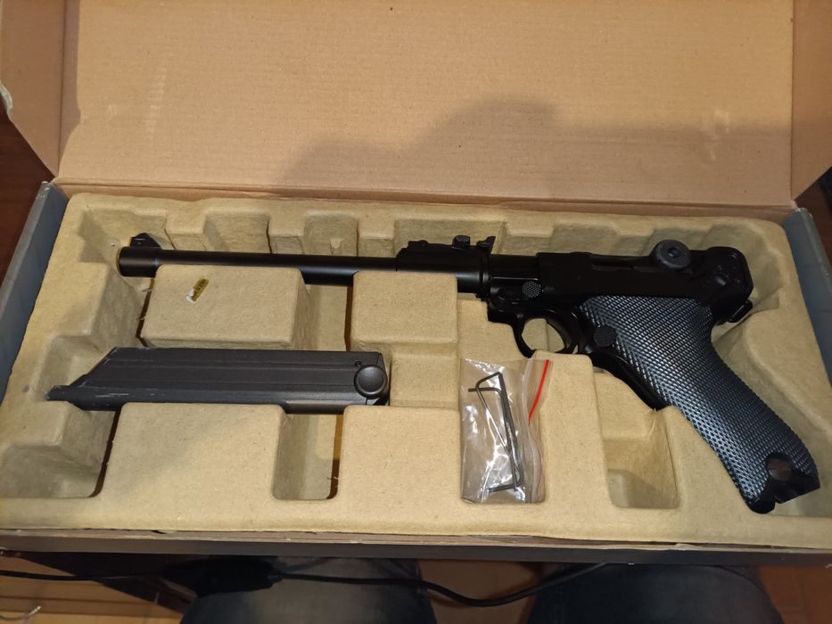 WE luger p08 airsoft
