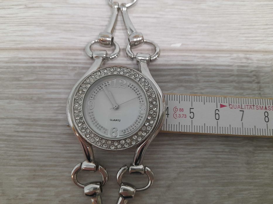 Damski zegarek z kryształkami elegancki bransoletka bez niklu srebrny