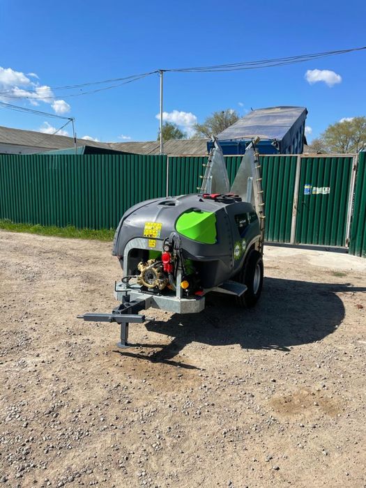 Оприскувач Опрыскиватель ОПВ 2000