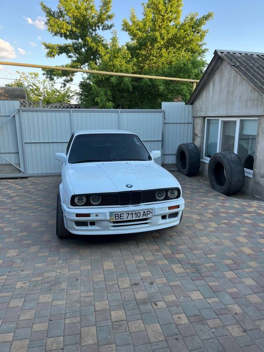 BMW e30  Більчонок