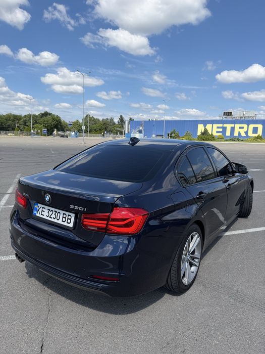 BMW 3 Series 2017 VIN WBA8D9G34HNU65629 фото оголошення 2 з 8