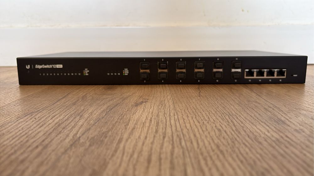Ubiquiti Edge Switch 12 Fiber ES-12F