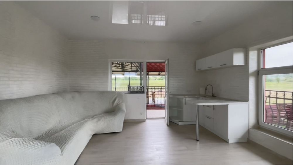 Продаж Заміський Будинок