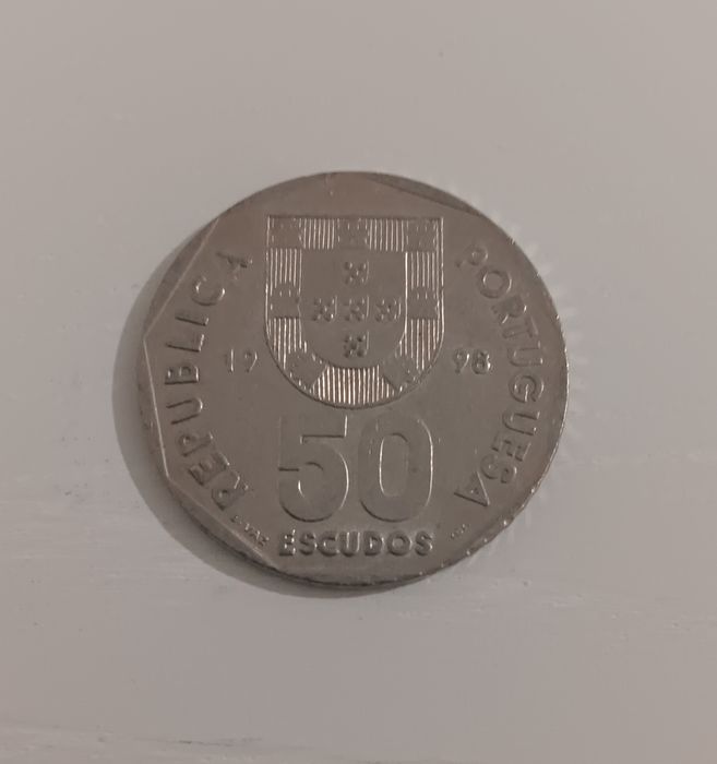 Lote Ref. 8: Moeda 50 escudos de 1998
