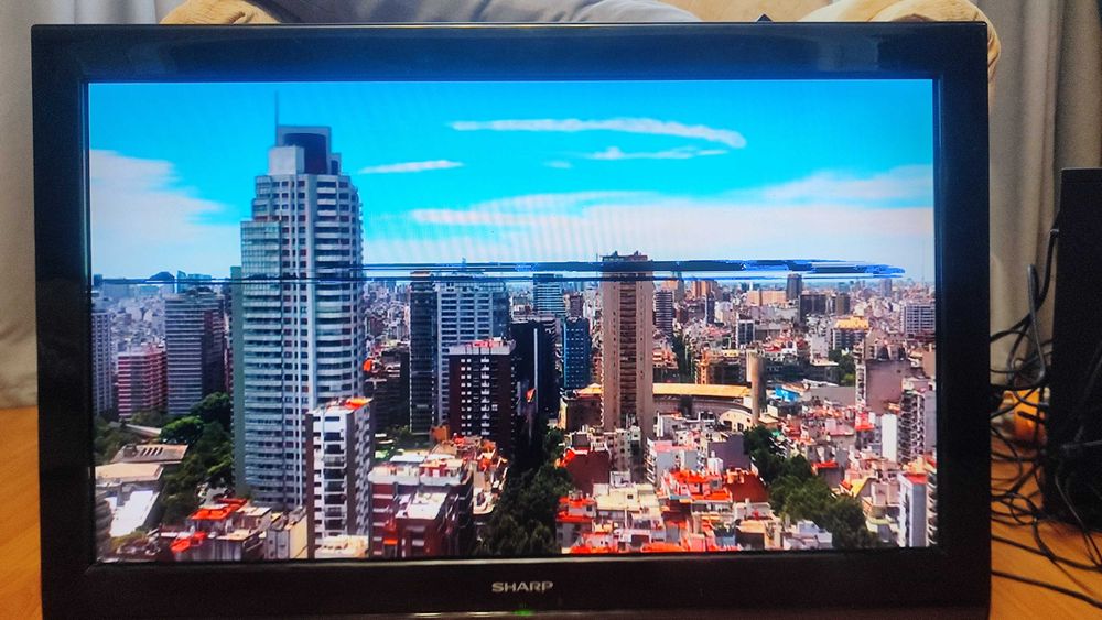 Телевизор Sharp LC-32SH7EBK с дефектом