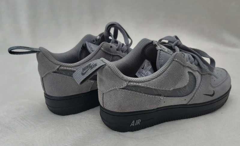 Nike Air Force 1 czarny 43